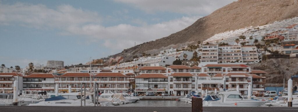 Apartamentos en el Sur de Tenerife-Inmobiliaria las villas